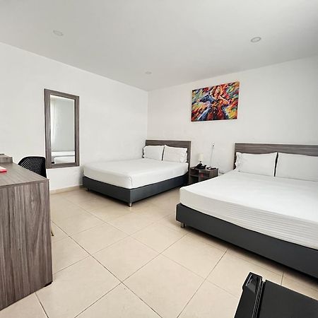 Hotel Vanguardia Natural El Cairo  外观 照片