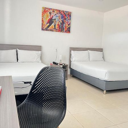 Hotel Vanguardia Natural El Cairo  外观 照片